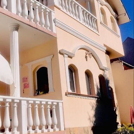 Adam Apartmanhaz Apartment Szeged Bagian luar foto