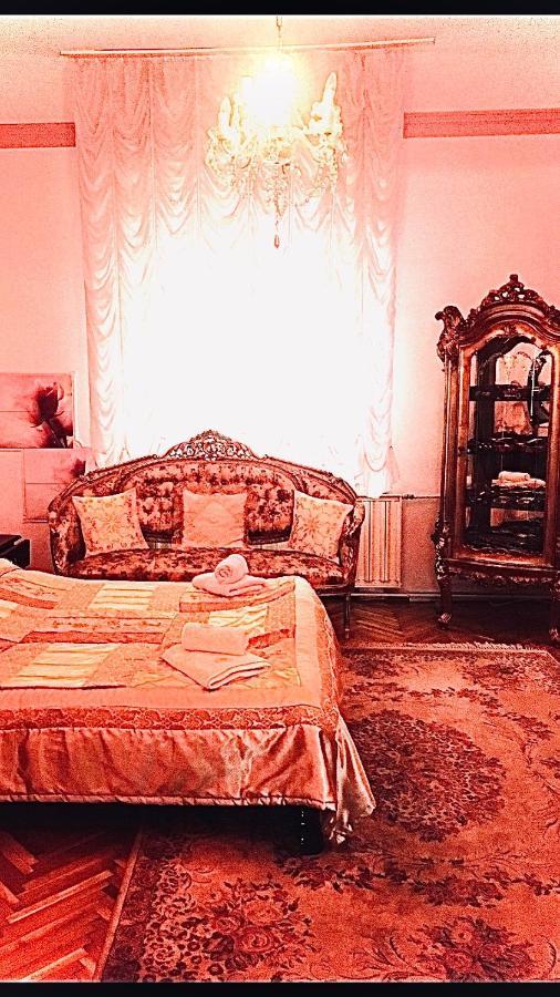 Adam Apartmanhaz Apartment Szeged Bagian luar foto
