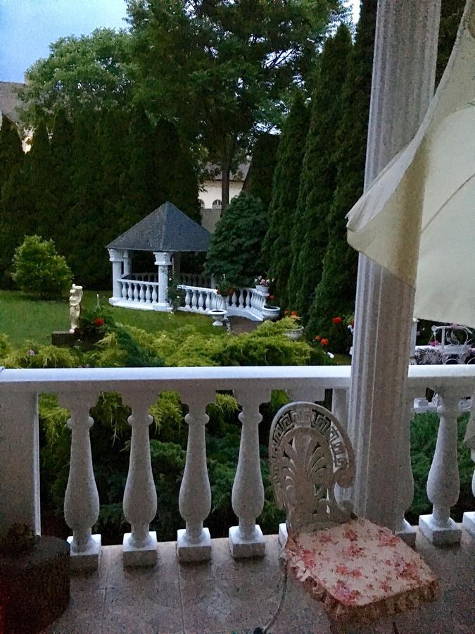 Adam Apartmanhaz Apartment Szeged Bagian luar foto