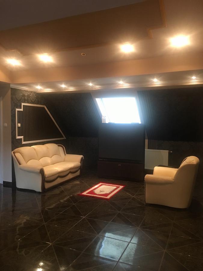 Adam Apartmanhaz Apartment Szeged Bagian luar foto