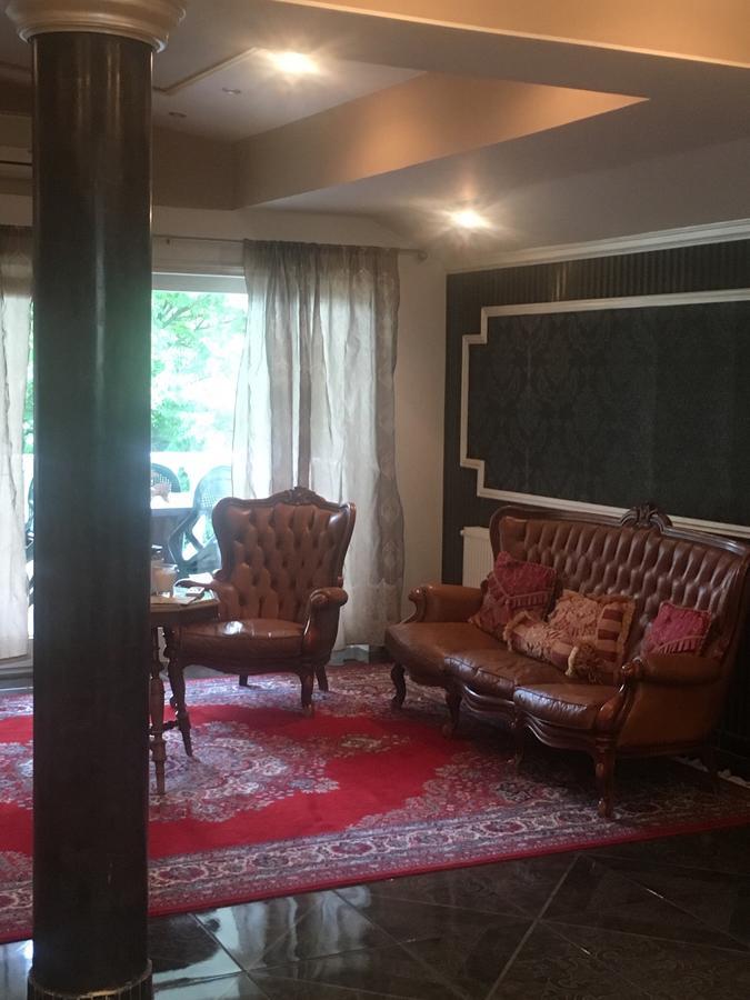 Adam Apartmanhaz Apartment Szeged Bagian luar foto