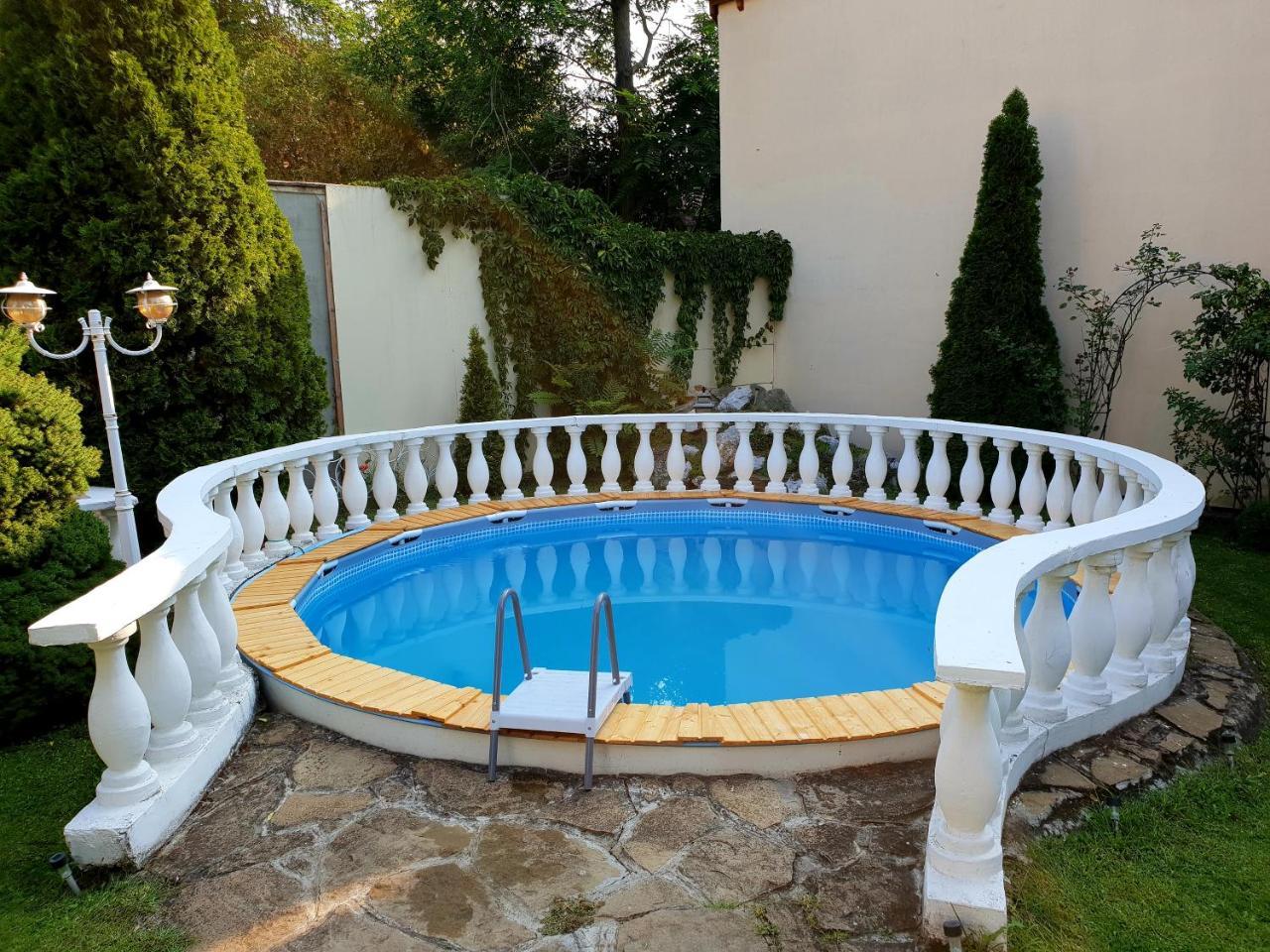 Adam Apartmanhaz Apartment Szeged Bagian luar foto